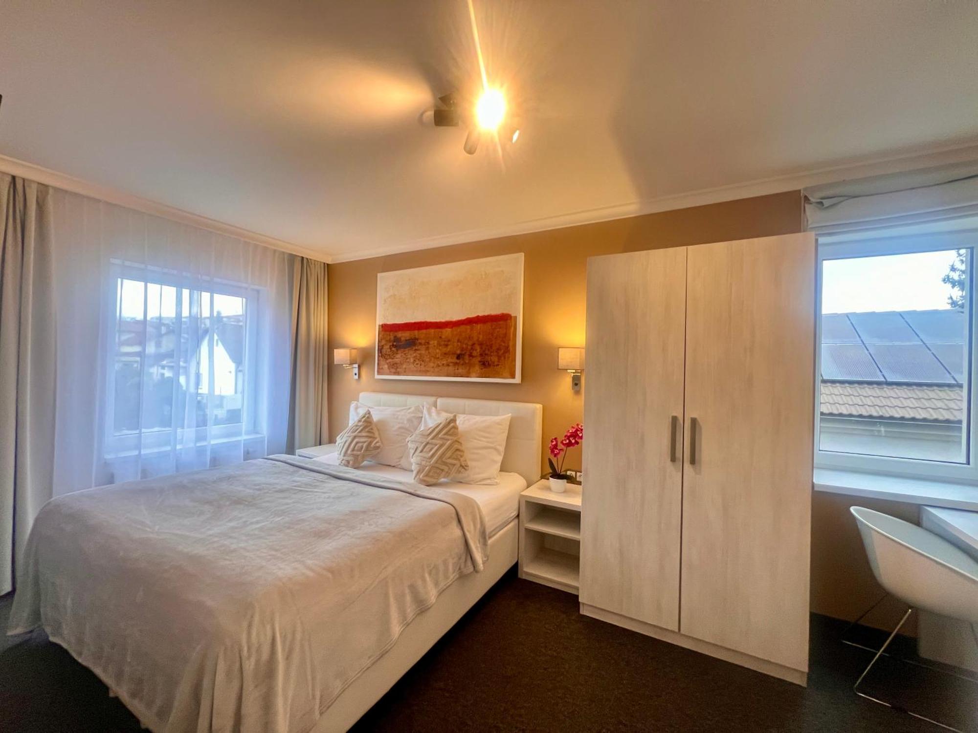 Hotell Grand Petit