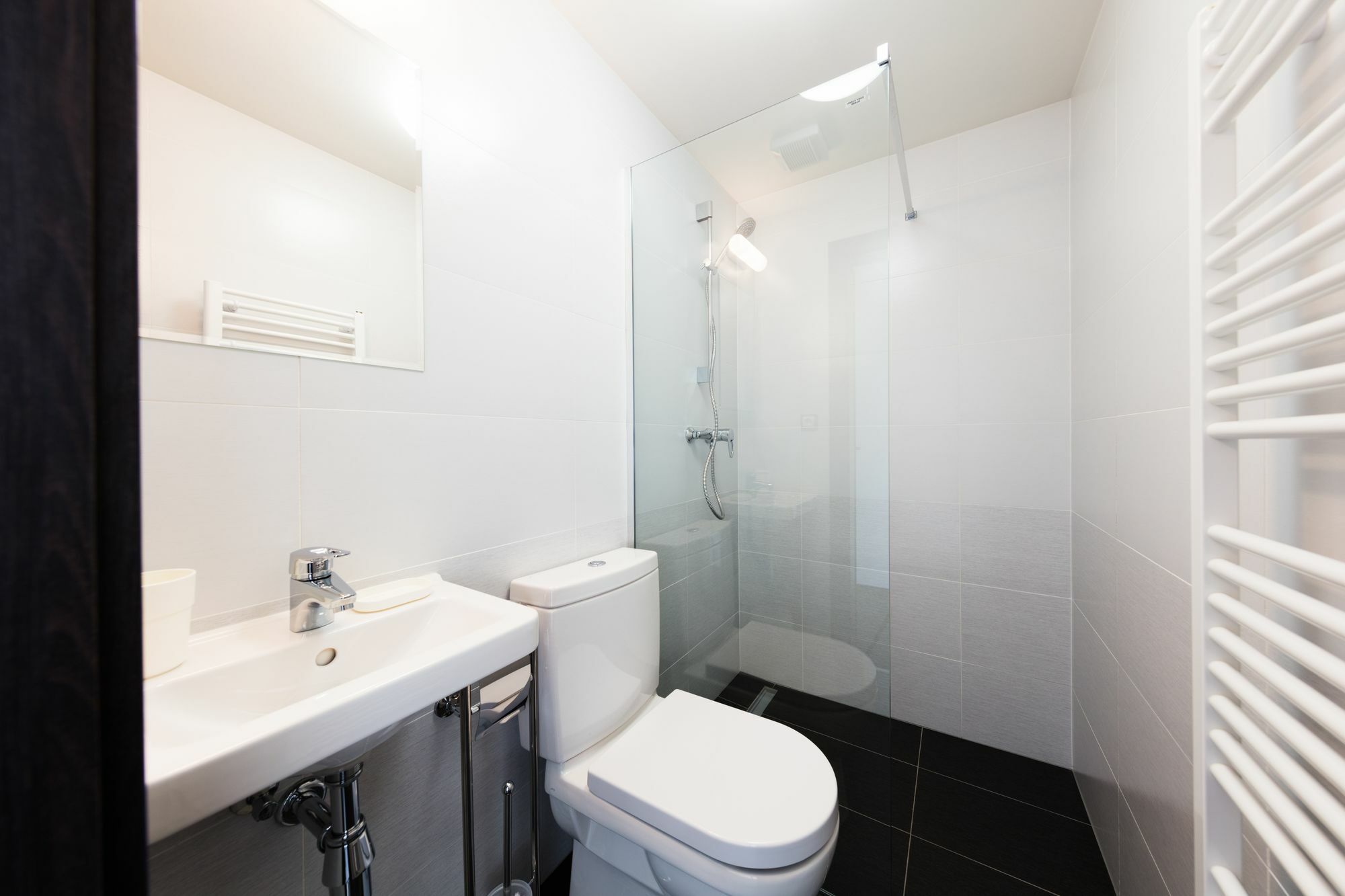 Hotell Grand Petit 3*